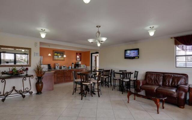 Treasure Inn
