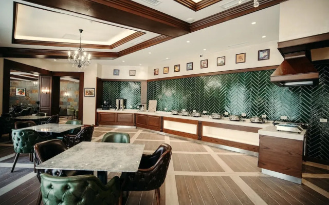 Hill Chalet Hotel & Resort