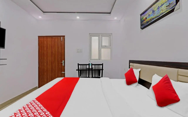 Collection O 80576 Hotel A-One Unit Of Fantail Hospitality