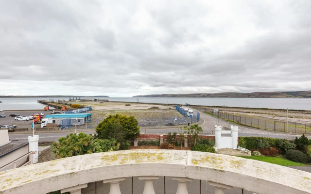 North West Castle Hotel