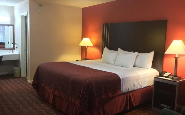 Executive Inn and Suites College Station