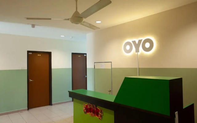 OYO 89487 Space Hotel