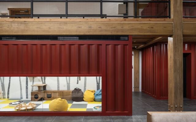 Castle Farmstay Hotel