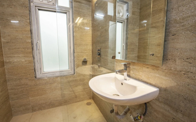 Royal Comfort Castle By OYO Rooms