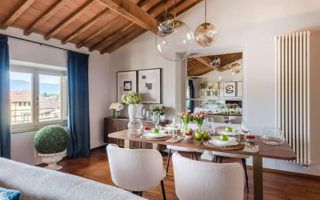 De Nobili Penthouse in Lucca