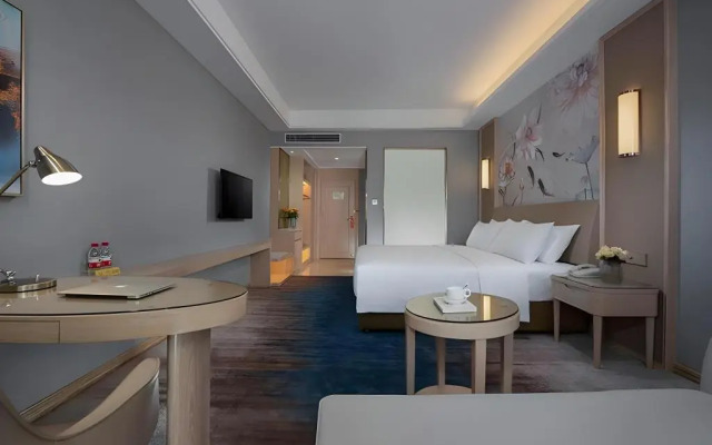 Vienna Hotel Guangdong Foshan Sanshui Forest Park