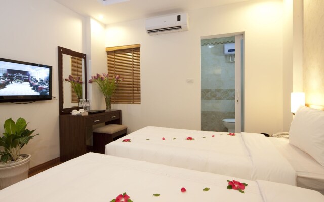 Rising Dragon Legend Hotel