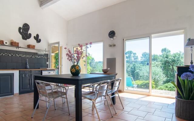 Secluded Villa in Lorgues With Private Pool