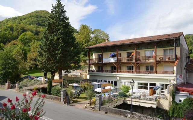 Olivier Bar Restaurant Et Chambre Dhotes