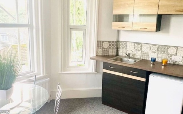 Cosy Apartment in Bournemouth Near the Sea