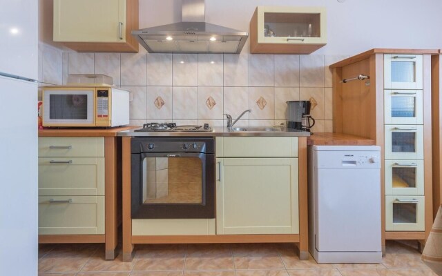 Nice Home in Pula With Wifi and 8 Bedrooms