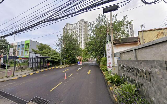 Cinere Resort by Gold Room