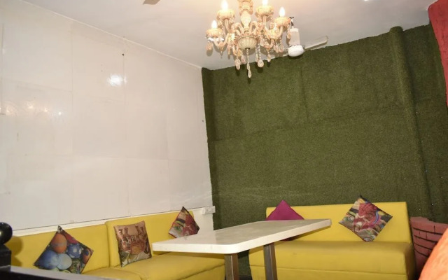 Qubestay Town Hostel