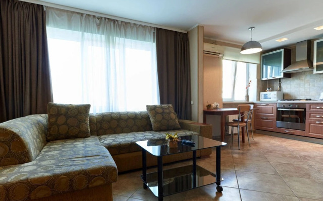Home-Hotel Lesi Ukrainki 3