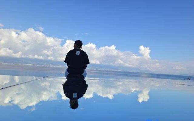 Dali Irvine Boutique Hotel