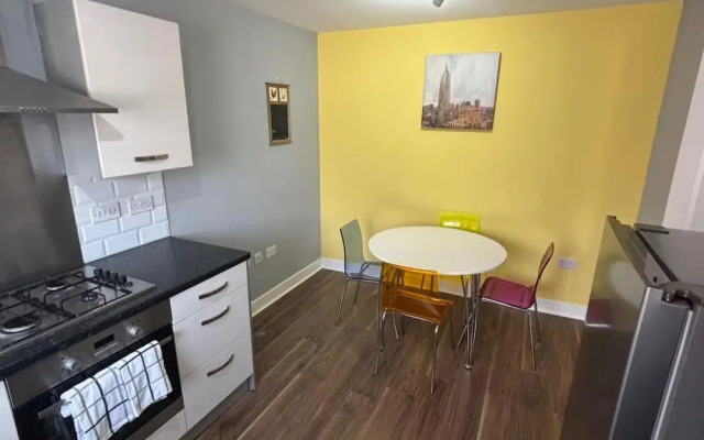 Trowbridge House, Long Stay Disc, Parking, Wifi