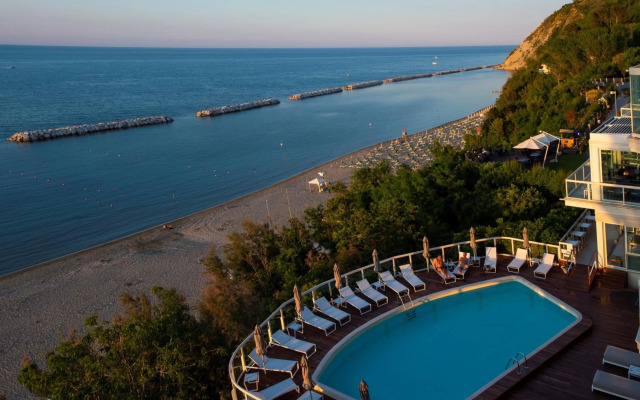 Hotel Sans Souci