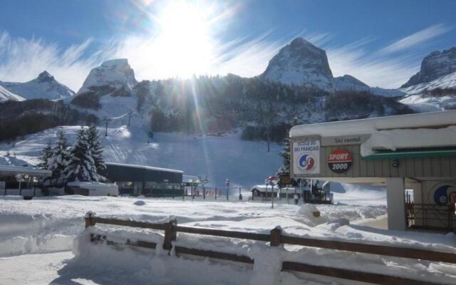 Appartement Gourette, 1 pièce, 6 personnes - FR-1-400-38