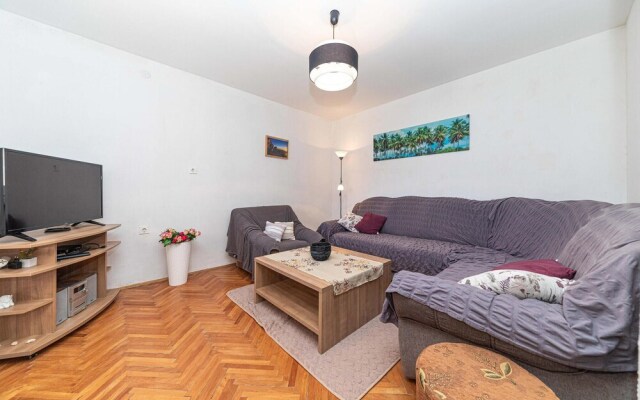 Awesome Home in Vinisce With Wifi and 3 Bedrooms