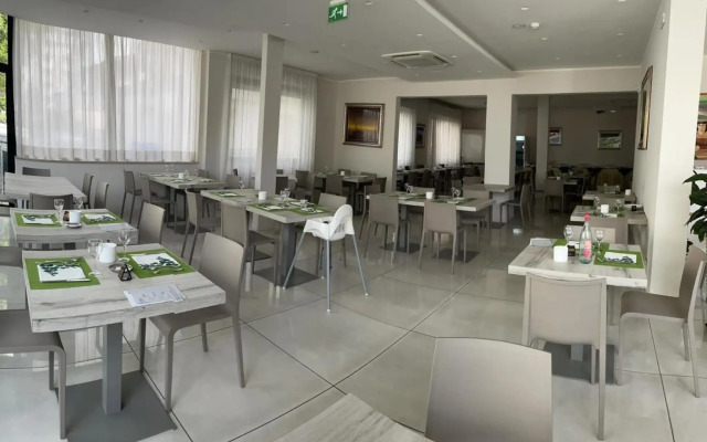 Hotel Astra