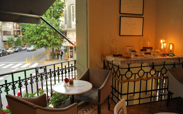 Grand Petit Casa Hotel
