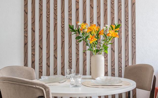 Лайт Апартаменты на улице 8 Марта 202/4