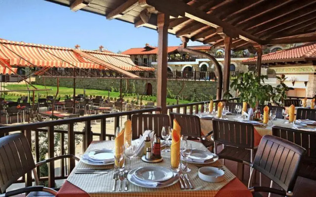 Rachev Hotel Residence