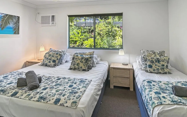 Sunset Waters Apartments