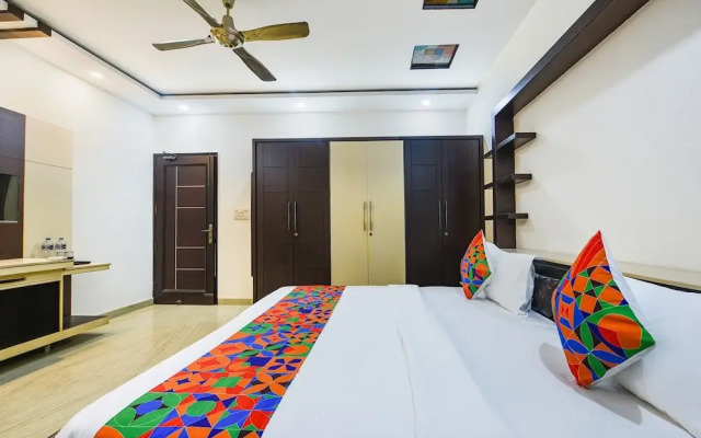 Fabhotel Rudraksh Residency