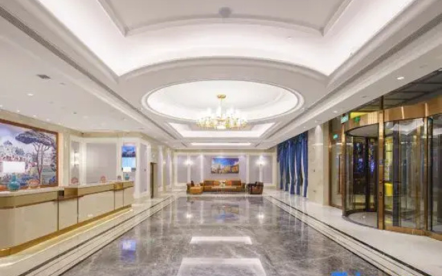 Vienna Hotel (Songwon Youth Street Shop).