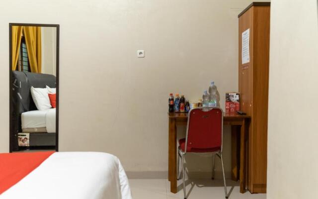 RedDoorz At Joyce Guest House Medan