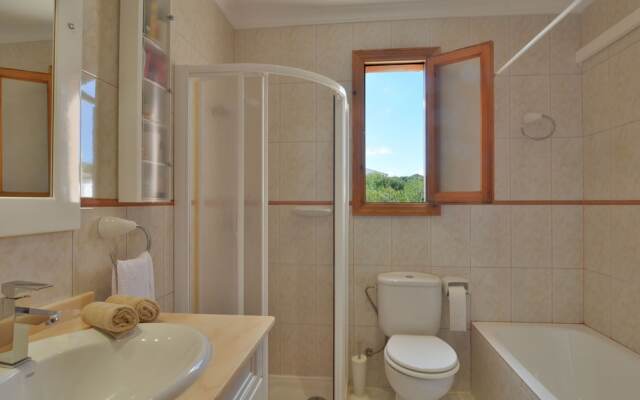 Mallorca Beach Front Line Apartment 6 Pers