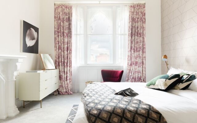The Saint Pancras Retreat - Modern & Central 2bdr Apartment