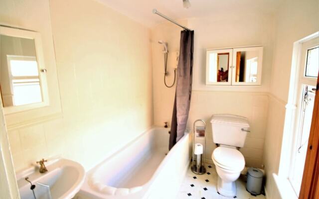 75 Donard House