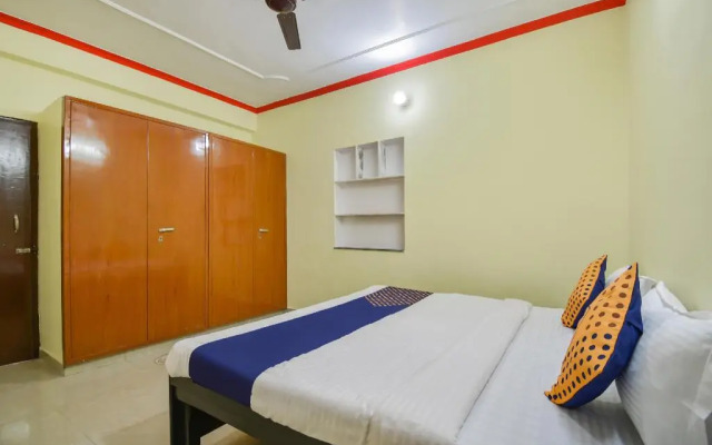 Sunshine Hotel by OYO Rooms