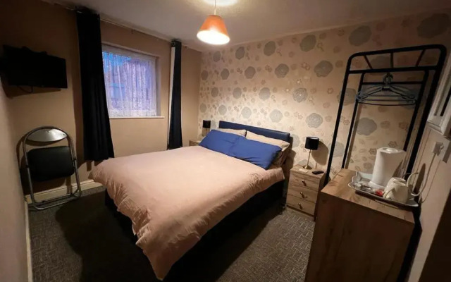 Lynton Hotel