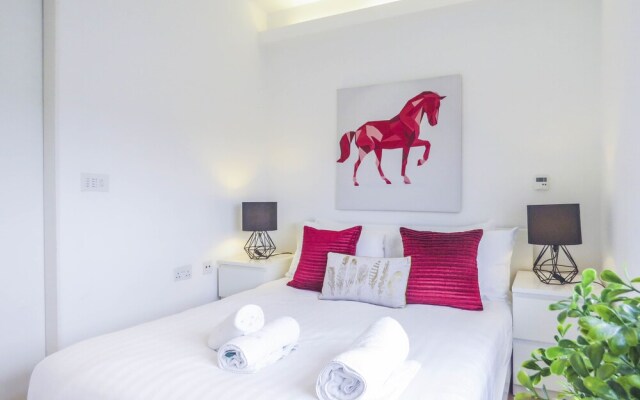 Tudors - The Cube Panorama 1 Bed