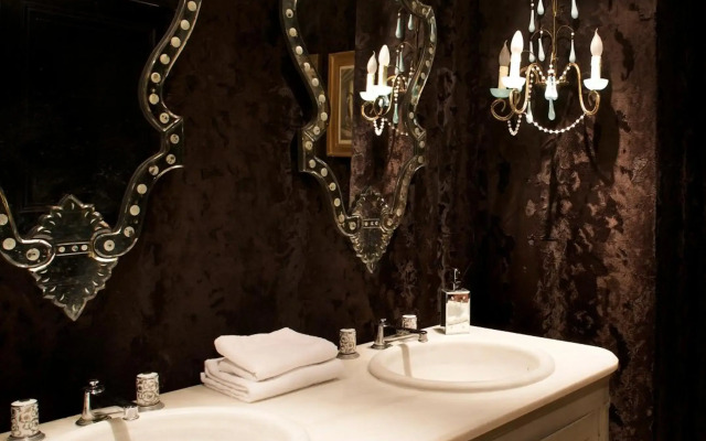 Hôtel Chateaubriand Champs Elysées