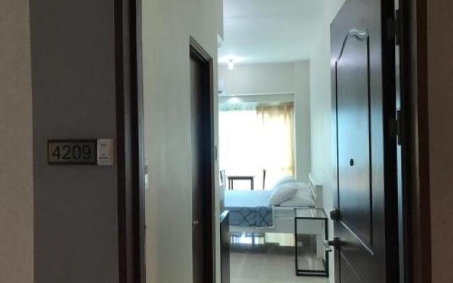 Affordable Makati Serviced Apartments