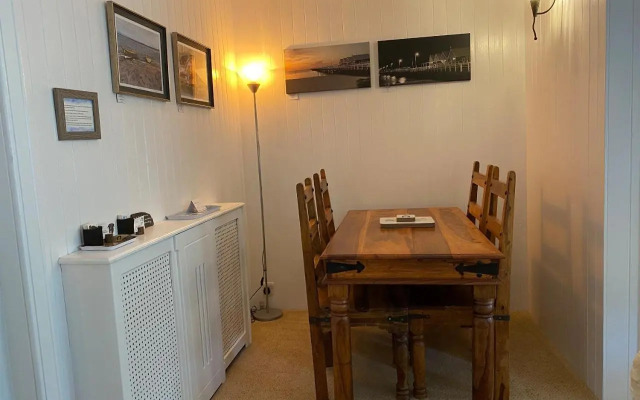 Dolphin Cottage