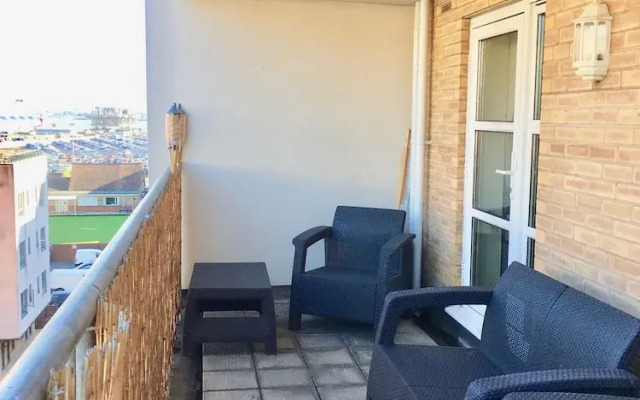 City Pad with balcony and secure parking