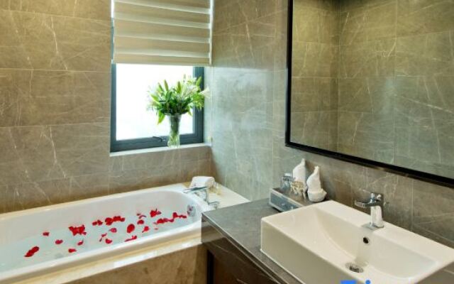 Meixuan Crystal Hotel