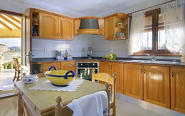 Villa Llobell - Plusholidays