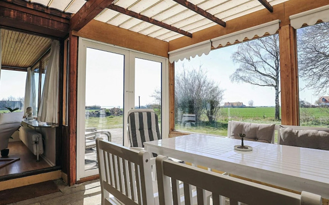 8 Person Holiday Home in Harpelunde