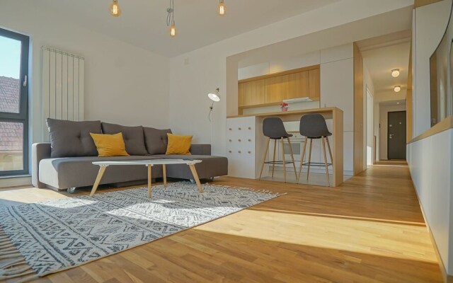 CN2i Luxury Accommodation Bobalna