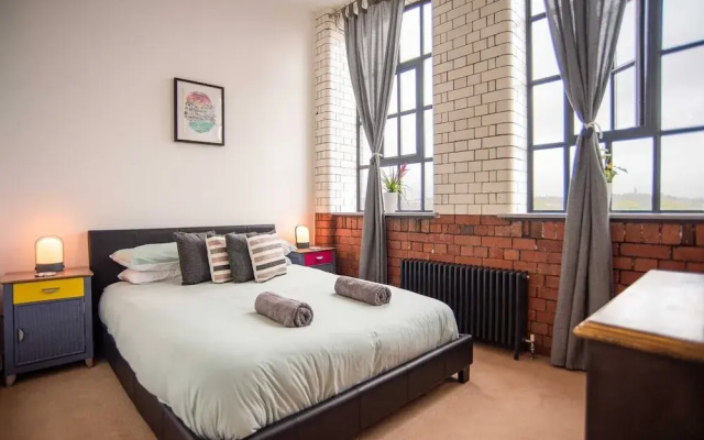 Unique Industrial Apartment
