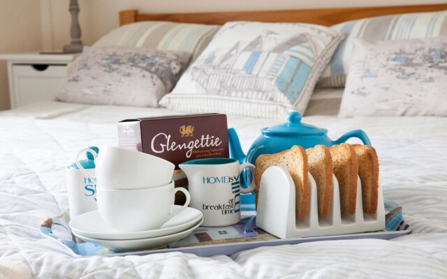 Arallt Holiday Cottage