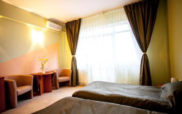 Hotel Diana