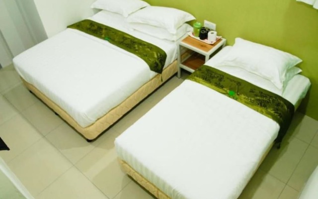 Green Hotel