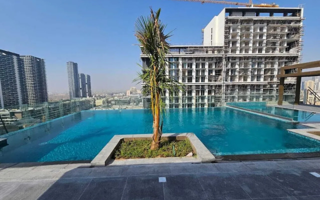 Luxury Studio in Jumeirah Village Circle